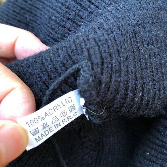 GOLDEN STATE WARRIORS Pom Beanie Hat NBA Women's Cuffed Cap Pink - Picture 2 of 6